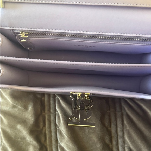 Burberry White Crossbody Bag with Gold Logo - Picture 6 of 12